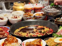 -萍姐火锅·公路夜市(武汉首店)