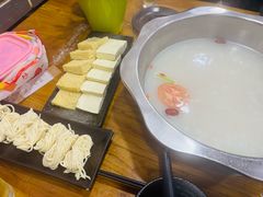 -丽江人家斑鱼火锅(保健路店)
