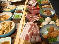 -明洞阿姨·韩式酱蟹烤肉·创意料理(三元桥店)