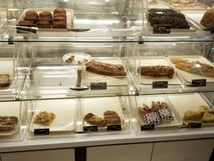 面包甜点陈列柜-味多美蛋糕(洋桥店)