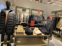 -URBAN REVIVO(北京斯普瑞斯奥特莱斯店)