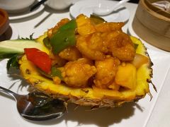 菠萝咕噜虾球-衡山汇·高级粤菜(霄云路店)
