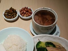 -多喝汤·粤式茶餐(太和金铂店)