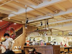 -玛格萝妮比萨屋(陆家浜路店)