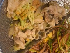 -小鱼小牛·鱼牛干锅·脆鱼火锅(世欧广场店)