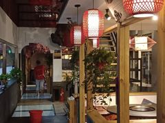 大堂-缘福乡村铁锅炖民宿(八达岭店)