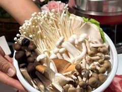 -鼎鼎香·港式火锅·臻选店(北京SKP店)