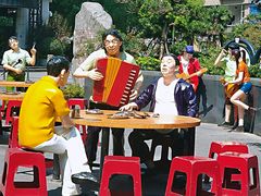 -吉庆街美食广场