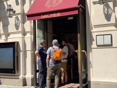-Cafe Sacher(WIEN)