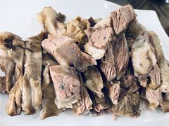 手抓羊肉-青海名吃尕张娃非遗烤肉(海湖总店)