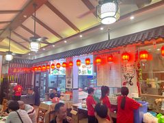 大堂-龙记烤鸭店(新民路店)