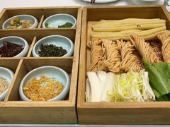 -鹊华居·地道鲁菜·海鲜·融合味(大明湖店)