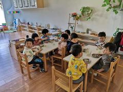 -乐融婴幼儿成长中心(四季青校区)