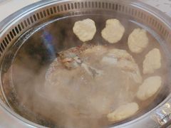 -哈尔滨烧烤·山河村铁锅炖(交大店)