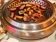 -黑金·寻焰自助百汇·烤肉·火锅(中街店)