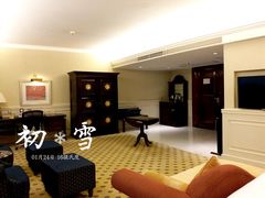 -深圳富苑皇冠假日套房酒店