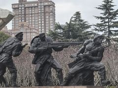 -龙华烈士纪念馆-停车场