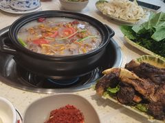 -九寨沟特色牦牛肉汤锅