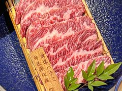 -山川小町·极番烧肉(新地假日广场店)