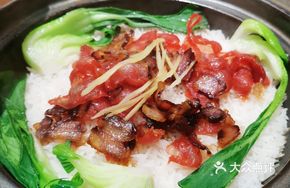 Signature Preserved Meat Clay Pot Rice