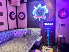 -UK派对KTV(日月广场店)