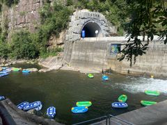 -雅鲁激流探险漂流