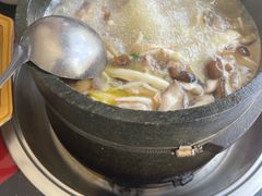-南渝食府.墨脱石锅松茸鸡