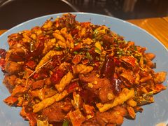 当红辣子鸡-十三式重庆江湖菜(金茂览秀城店)
