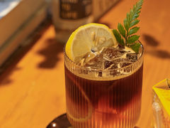-ZING COFFEE 镜咖啡