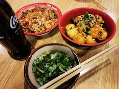 -拐枣巷小串串(财大店)