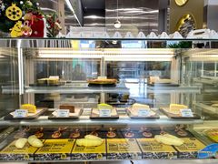 面包甜点陈列柜-猫王榴莲世家(三里屯SOHO商场店)