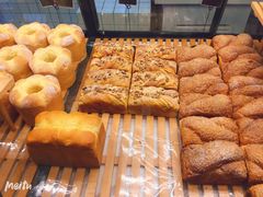 -Dough&Joe团憩(瑞虹天地月亮湾店)