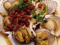 油泼扇贝-老东镇啤酒屋海鲜加工·蒸汽海鲜·海鲜烧烤(台东店)
