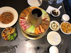 烧肉什锦锅-鼓楼东街老火锅(鼓楼店)