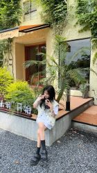 -V7 HAIR SALON