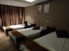 -重庆家富富侨养生会所全省示范店(东五路店)