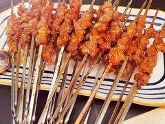 -许哥东北烧烤·铁丳烤串·宫后夹肉(繁花中心店)