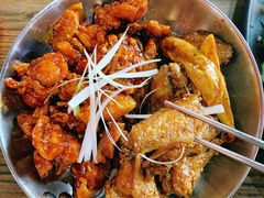 韩式炸鸡-MI WU FACTORY米屋美食工厂餐厅(绿地店)