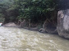 -雅鲁激流探险漂流