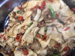 -湖南人家湘菜馆(镇江路店)