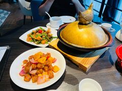 凤梨咕噜肉-鹊玥·粤菜小馆(汇智国际商业中心店)