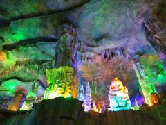 -泰安地下龙宫景区