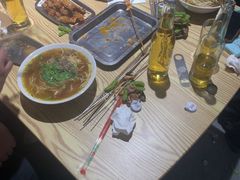 -马路牙子烧烤音乐酒馆(望京店)