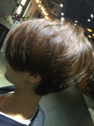 -FRIDAY星期五专业美发沙龙