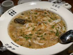-渔语鱼新川菜Bistro(万象天地店)