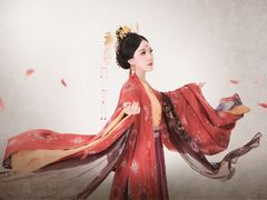 -九月鹰飞汉服摄影工作室