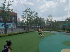 -季高兔窝窝亲子园(上海薰衣草公园店)