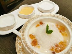 蛋白椰汁官燕-蟹榭·本帮江浙菜·蟹宴(大宁久光商场店)