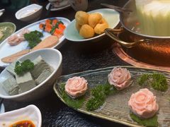 -得意咚瓜·顺德鱼生·冬瓜火锅(深圳首店)