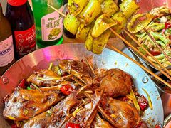 -霸气大叔干锅鸭头·龙虾烧烤·川菜·赛事直播(三里屯店)